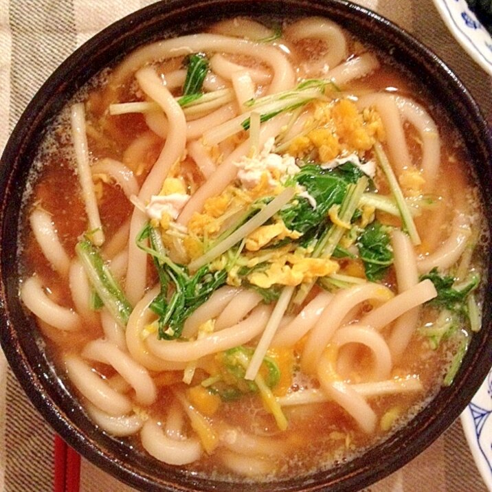 水菜と半熟卵の温うどん